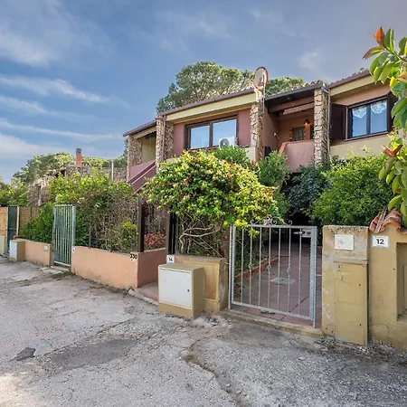 Blue House, 300m To *